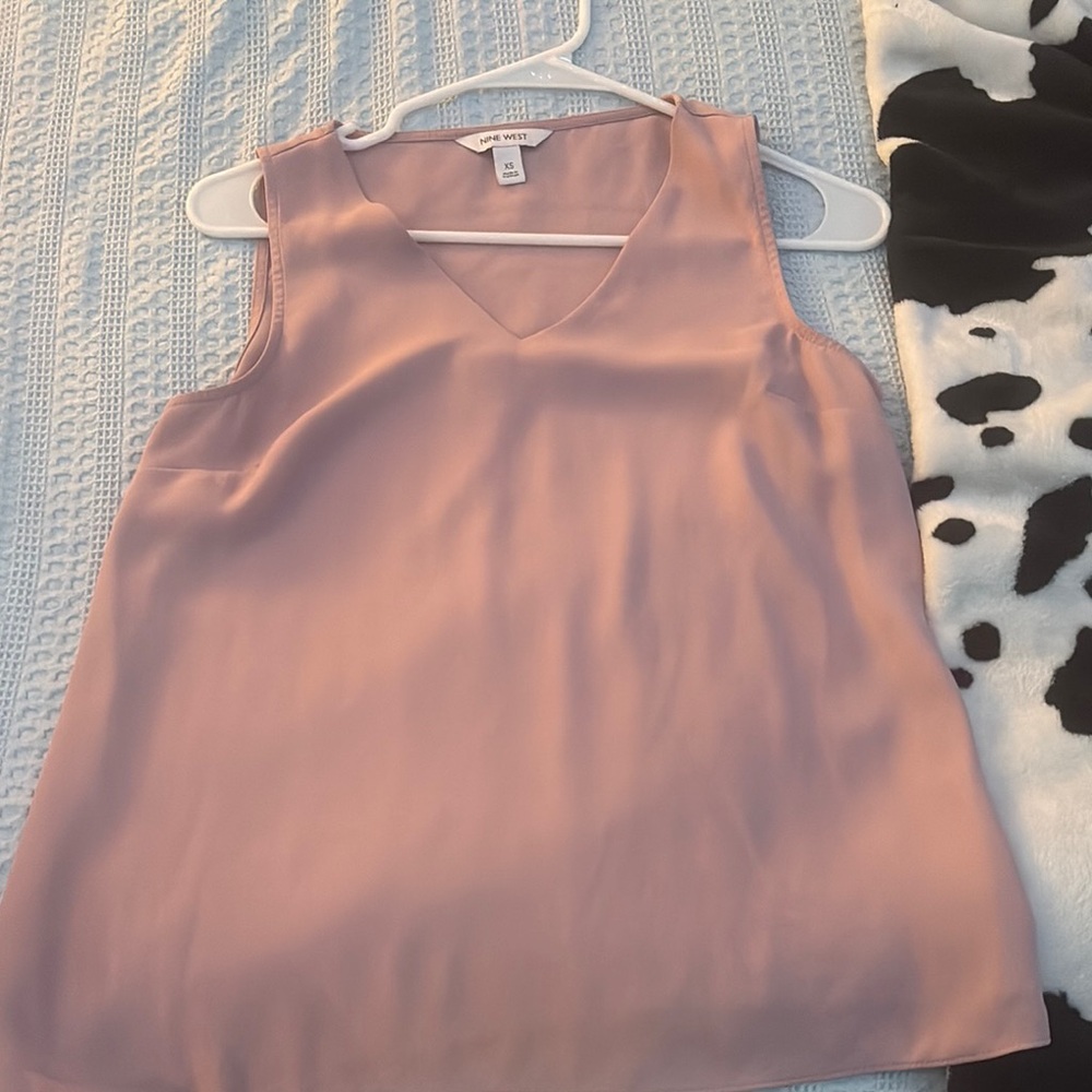 Women's Pink Sleeveless Top